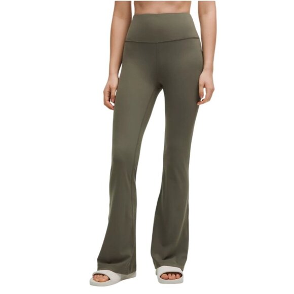 Lululemon Groove Nulu Super High Rise Flared Pant Green size 10 - Picture 1 of 11
